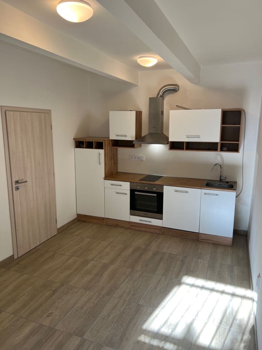 Pronájem bytu 1+kk 24 m², Světická, Praha, Praha Pronájem bytu 1+kk 24 m², Světická, Praha, Praha