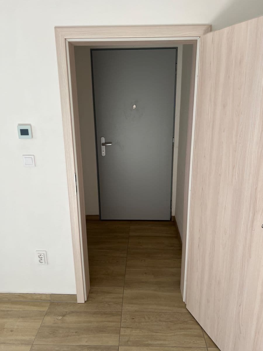 Pronájem bytu 1+kk 24 m², Světická, Praha, Praha Pronájem bytu 1+kk 24 m², Světická, Praha, Praha