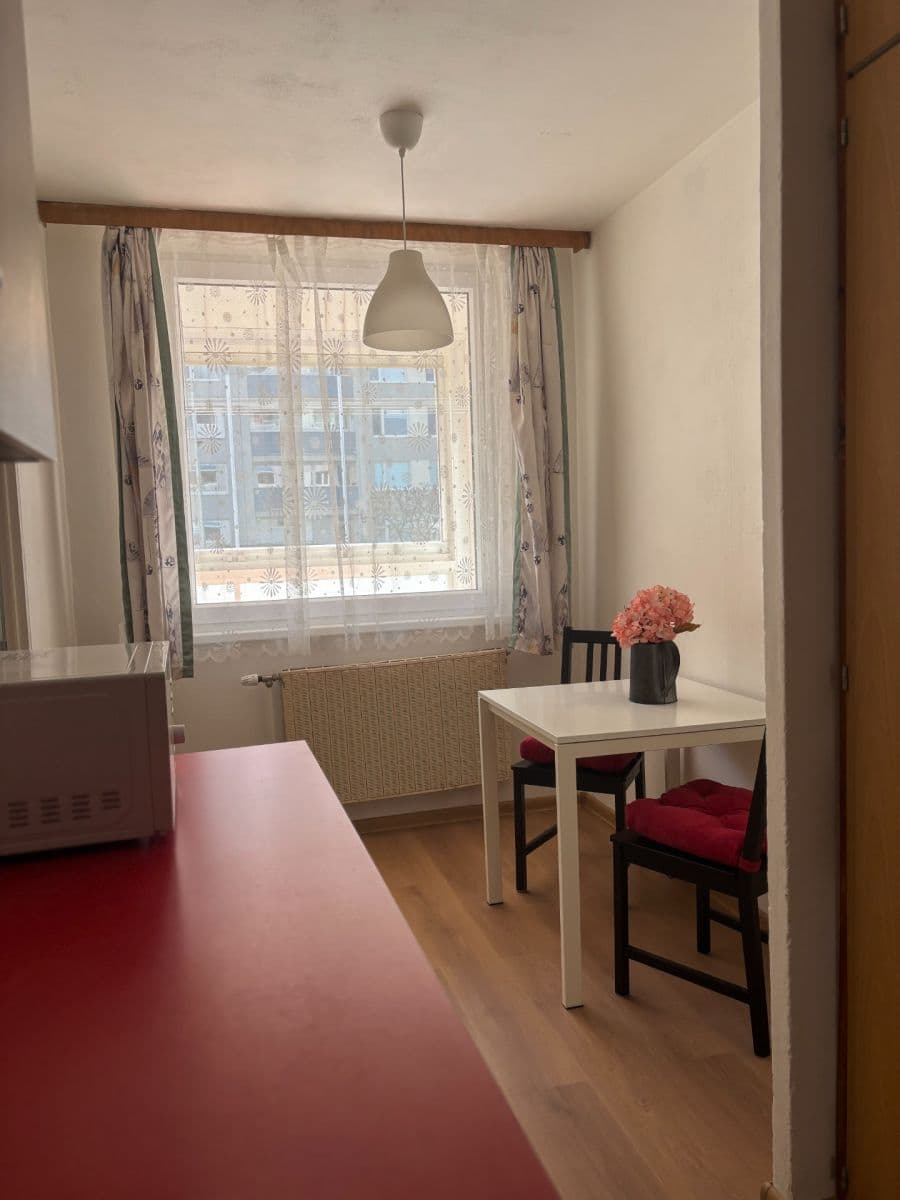 Pronájem bytu 3+1 71 m², Přecechtělova, Praha, Praha Pronájem bytu 3+1 71 m², Přecechtělova, Praha, Praha