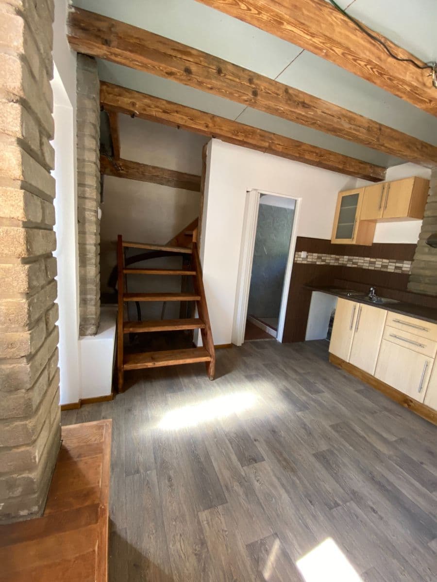 Pronájem chaty, chalupy 32 m², pozemek 800 m², Smrková, Svojetice, Středočeský kraj Pronájem chaty, chalupy 32 m², pozemek 800 m², Smrková, Svojetice, Středočeský kraj