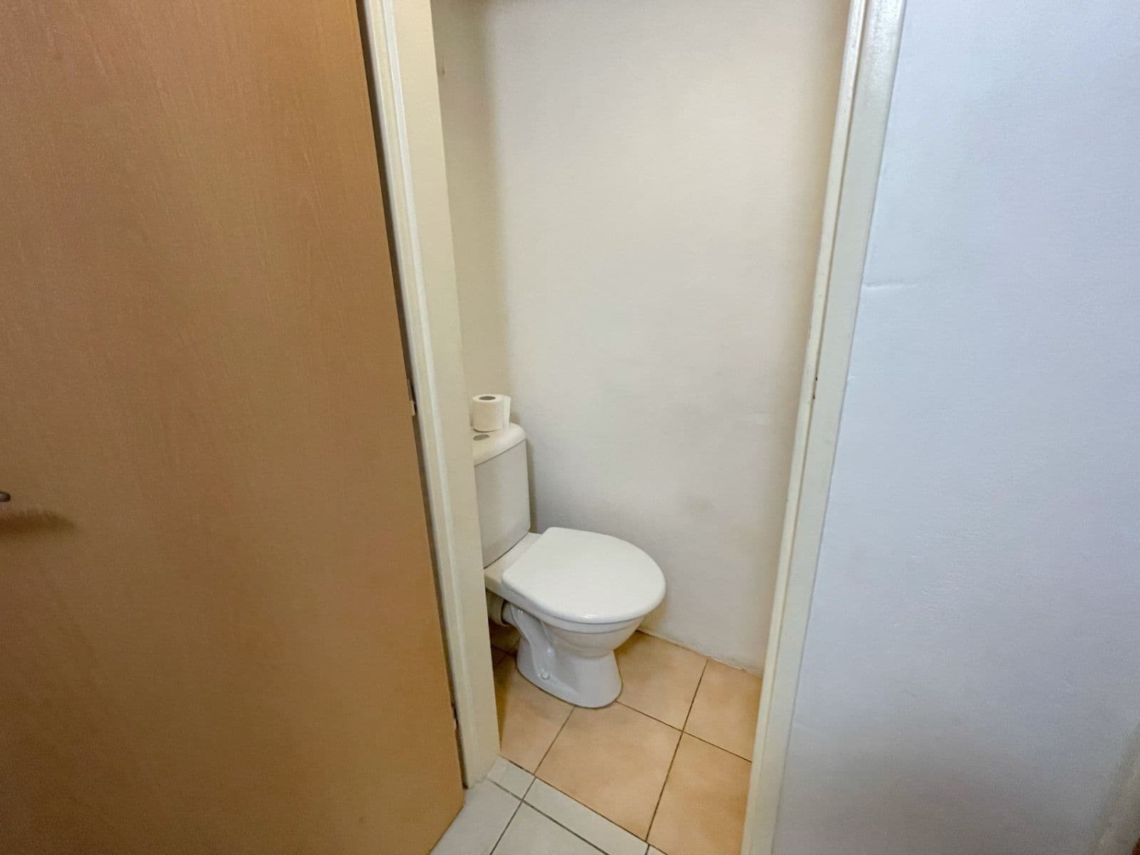 Pronájem bytu 1+1 44 m², Husitská, Praha, Praha Pronájem bytu 1+1 44 m², Husitská, Praha, Praha