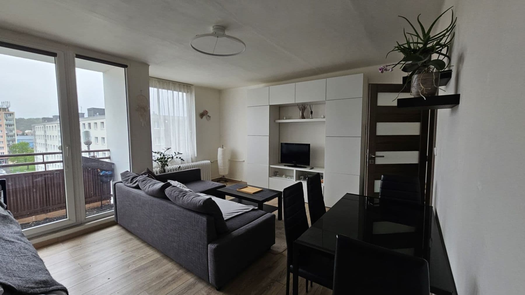 Pronájem bytu 1+1 33 m², Třída Míru, Beroun, Středočeský kraj Pronájem bytu 1+1 33 m², Třída Míru, Beroun, Středočeský kraj