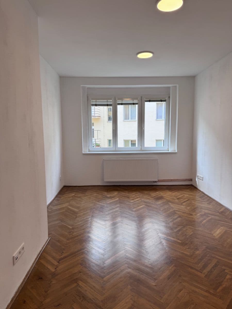 Pronájem bytu 1+1 35 m², Terronská, Praha, Praha Pronájem bytu 1+1 35 m², Terronská, Praha, Praha