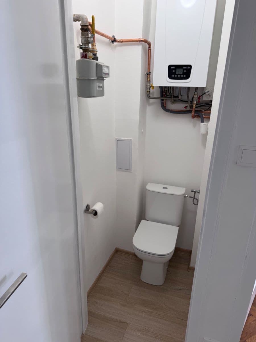 Pronájem bytu 1+1 35 m², Terronská, Praha, Praha Pronájem bytu 1+1 35 m², Terronská, Praha, Praha