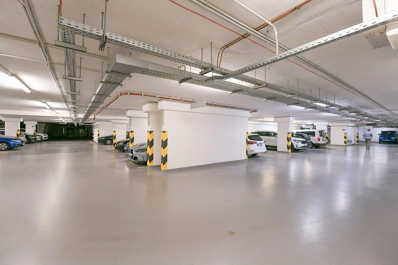 Pronájem bytu 3+kk 83 m², Petržílkova, Praha, Praha Pronájem bytu 3+kk 83 m², Petržílkova, Praha, Praha