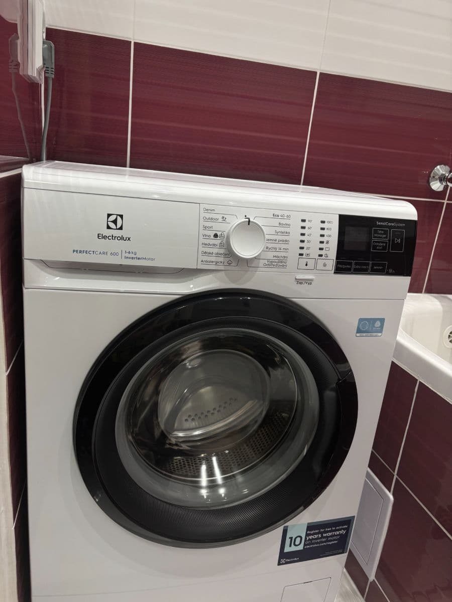 Pronájem bytu 2+1 54 m², Kosmonautů, Karviná, Moravskoslezský kraj Pronájem bytu 2+1 54 m², Kosmonautů, Karviná, Moravskoslezský kraj