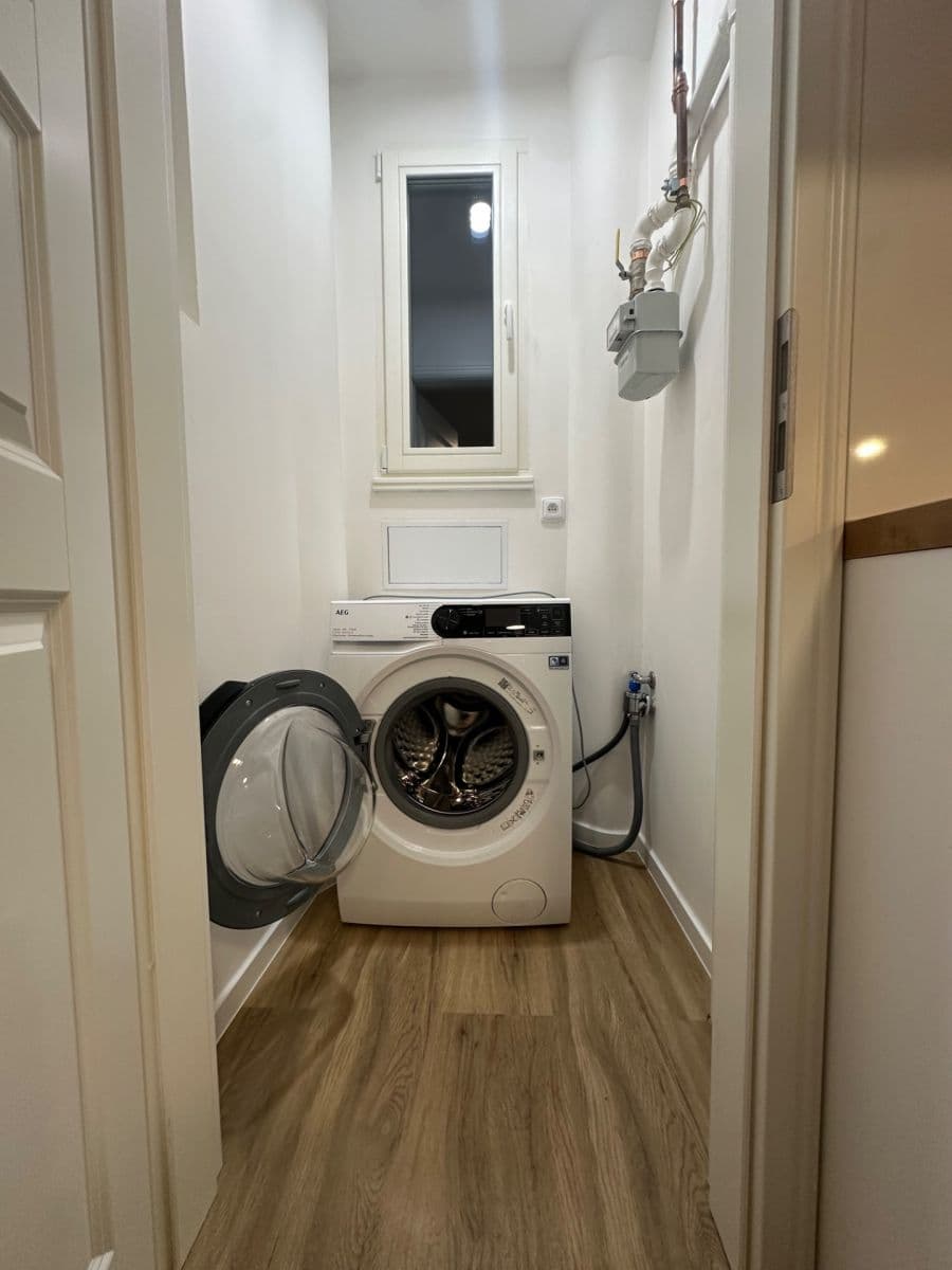 Pronájem bytu 2+kk 51 m², Libická, Praha, Praha Pronájem bytu 2+kk 51 m², Libická, Praha, Praha