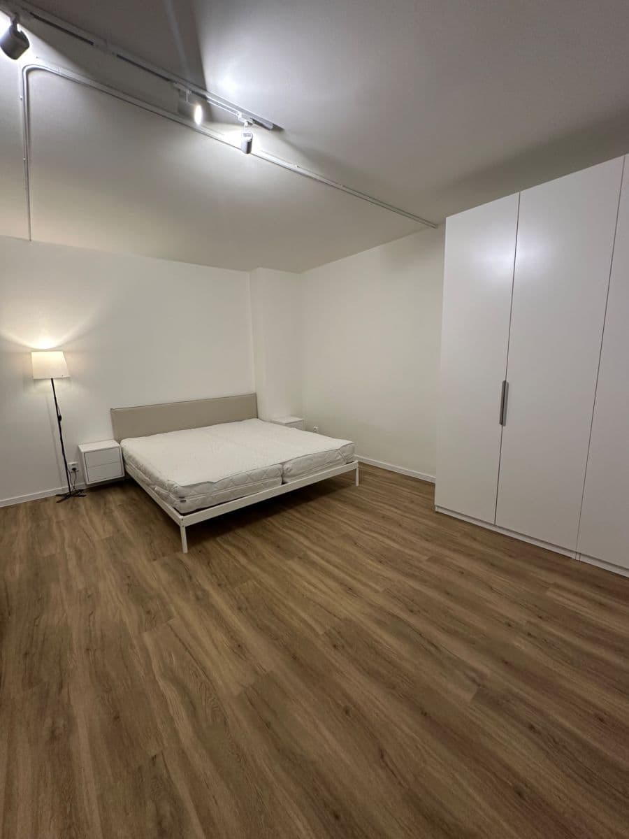 Pronájem bytu 2+kk 51 m², Libická, Praha, Praha Pronájem bytu 2+kk 51 m², Libická, Praha, Praha