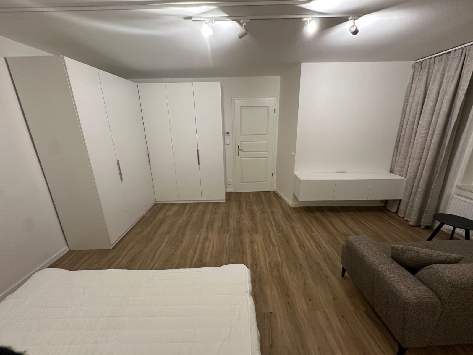 Pronájem bytu 2+kk 51 m², Libická, Praha, Praha Pronájem bytu 2+kk 51 m², Libická, Praha, Praha