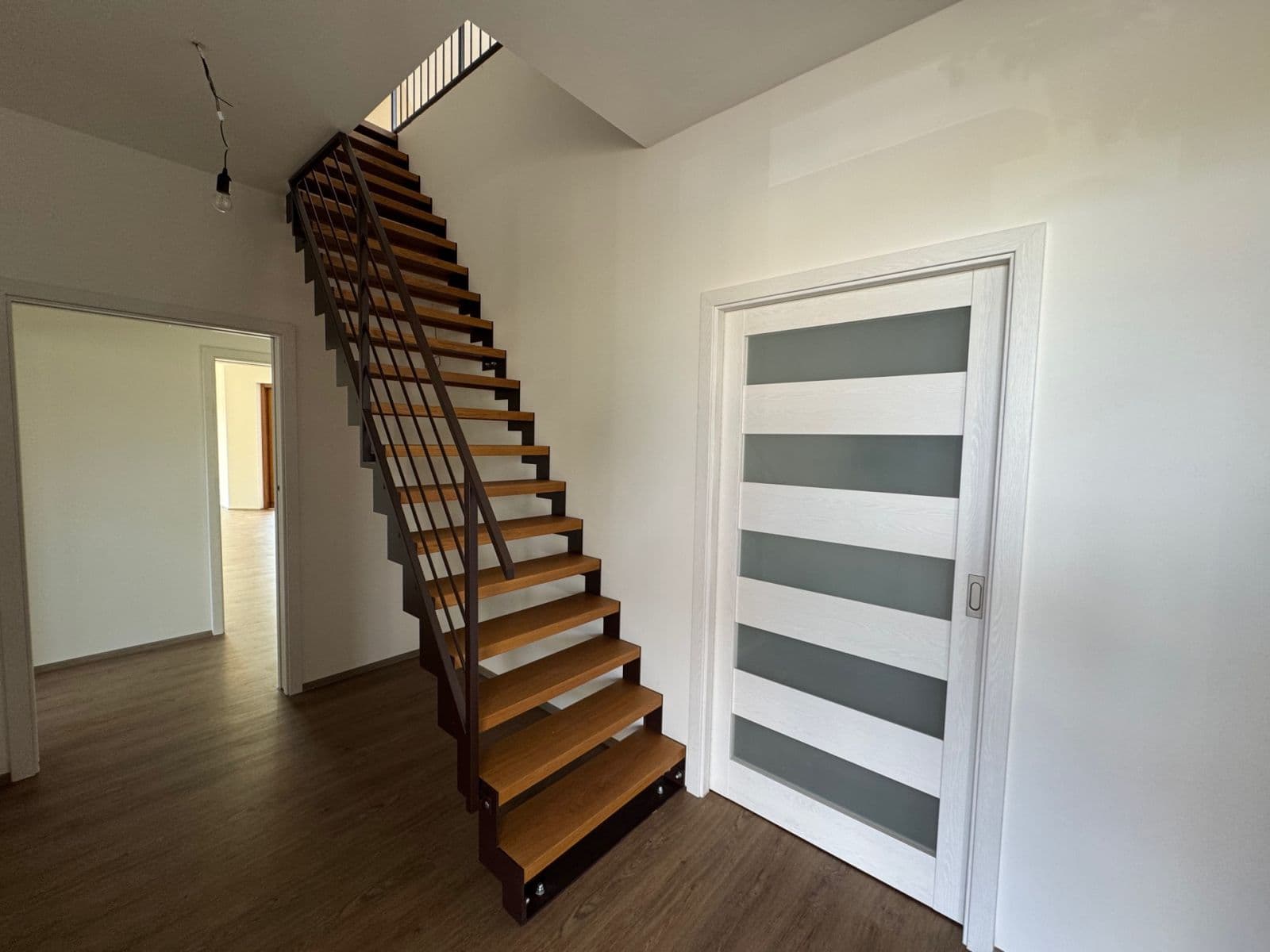 Pronájem domu 296 m², pozemek 1.662 m², Kunice, Středočeský kraj Pronájem domu 296 m², pozemek 1.662 m², Kunice, Středočeský kraj