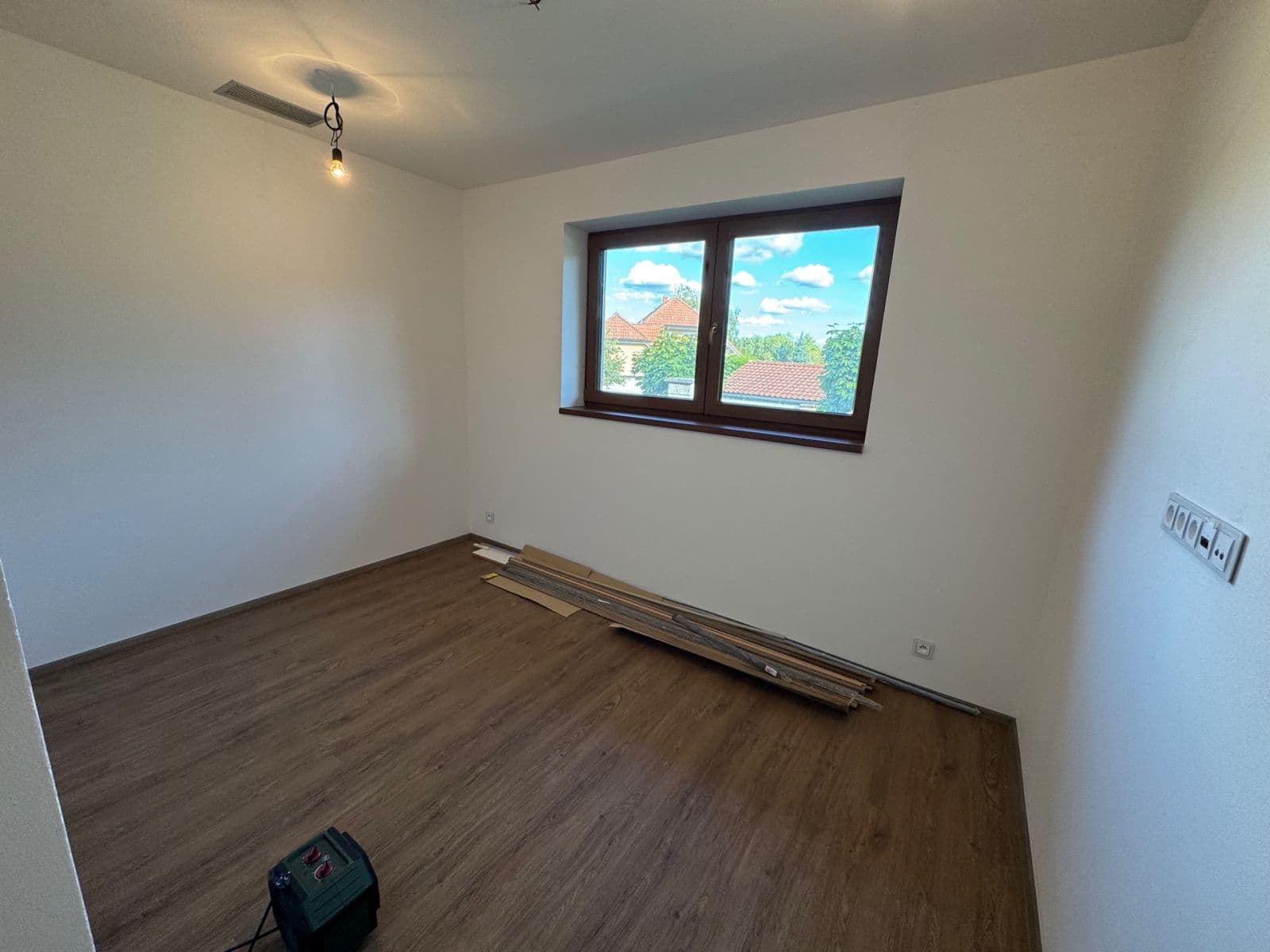 Pronájem domu 296 m², pozemek 1.662 m², Kunice, Středočeský kraj Pronájem domu 296 m², pozemek 1.662 m², Kunice, Středočeský kraj