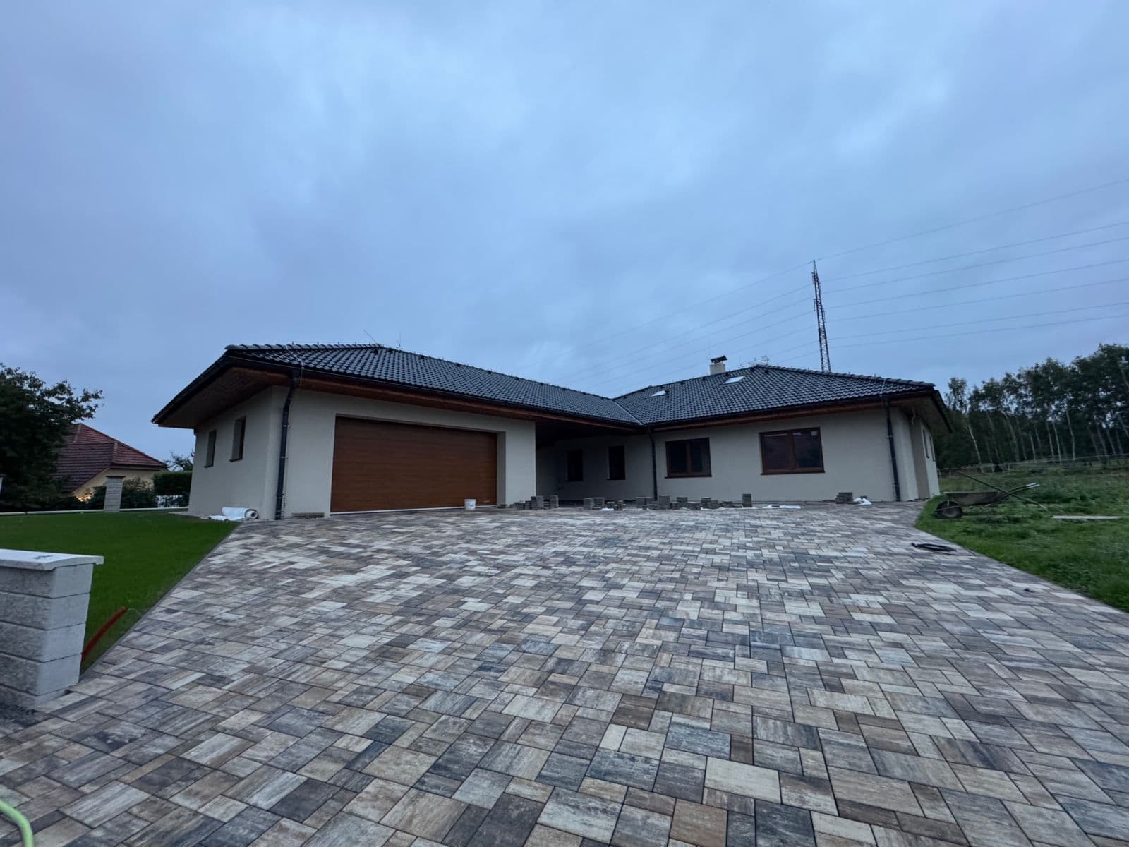 Pronájem domu 296 m², pozemek 1.662 m², Kunice, Středočeský kraj Pronájem domu 296 m², pozemek 1.662 m², Kunice, Středočeský kraj