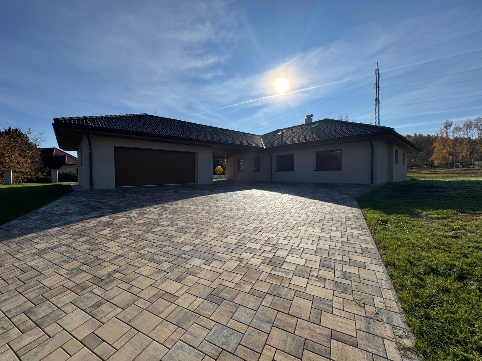 Pronájem domu 296 m², pozemek 1.662 m², Kunice, Středočeský kraj Pronájem domu 296 m², pozemek 1.662 m², Kunice, Středočeský kraj