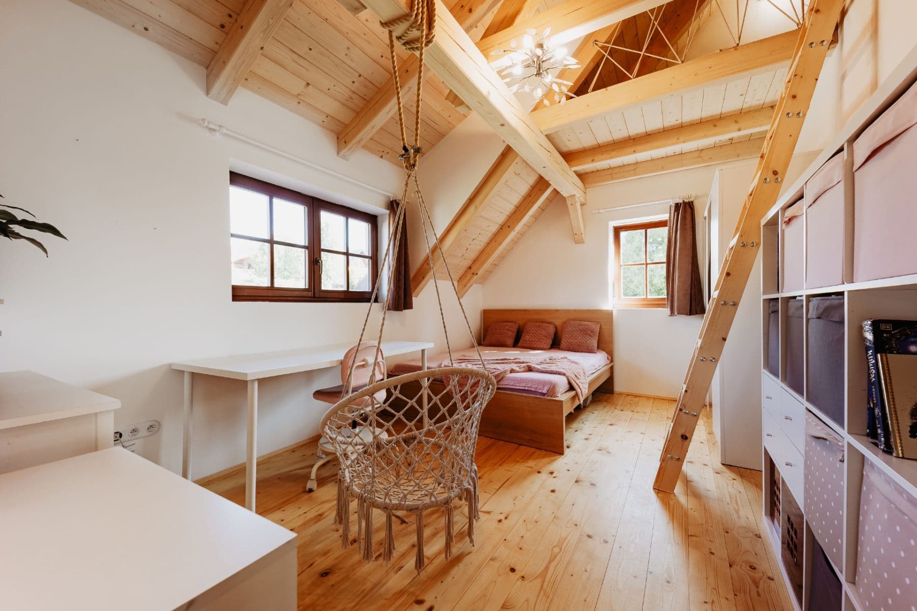 Prodej domu 425 m², pozemek 1.451 m², Lužany, Královéhradecký kraj Prodej domu 425 m², pozemek 1.451 m², Lužany, Královéhradecký kraj