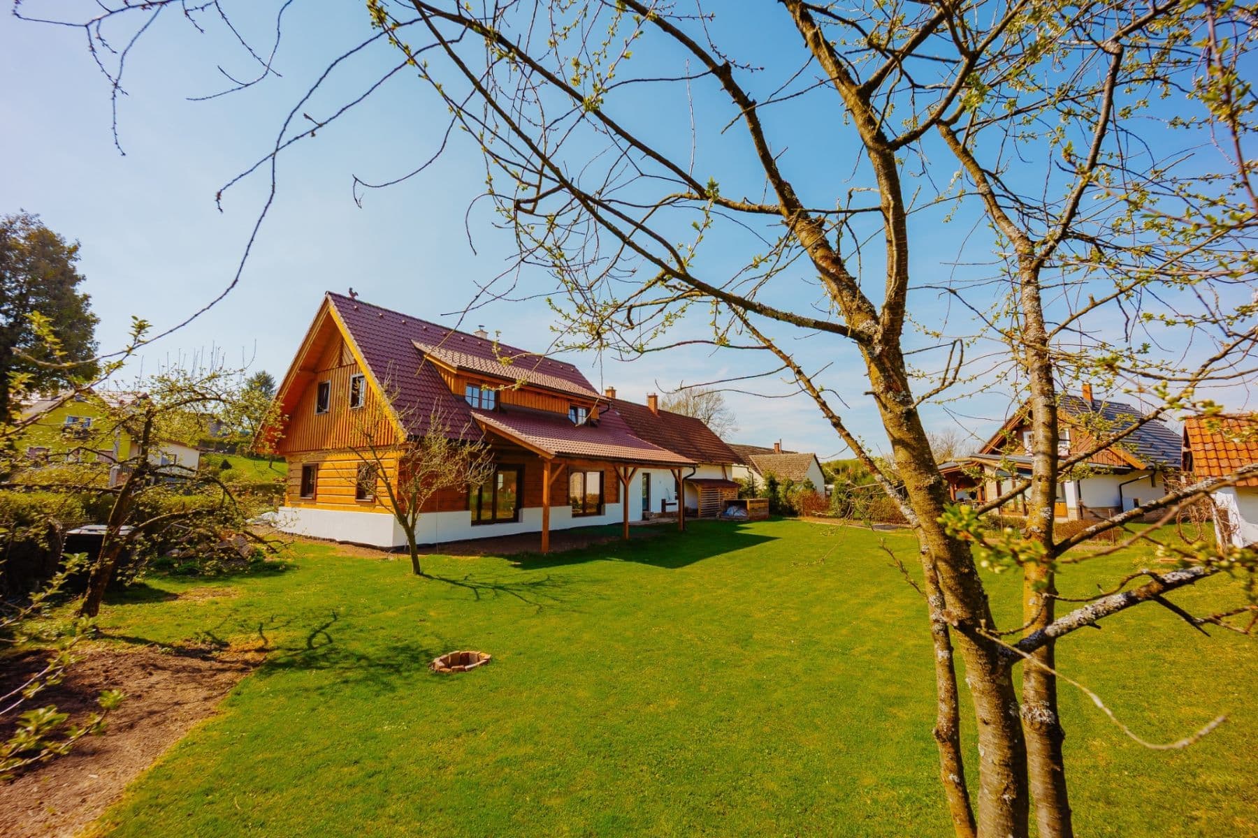 Prodej domu 425 m², pozemek 1.451 m², Lužany, Královéhradecký kraj Prodej domu 425 m², pozemek 1.451 m², Lužany, Královéhradecký kraj