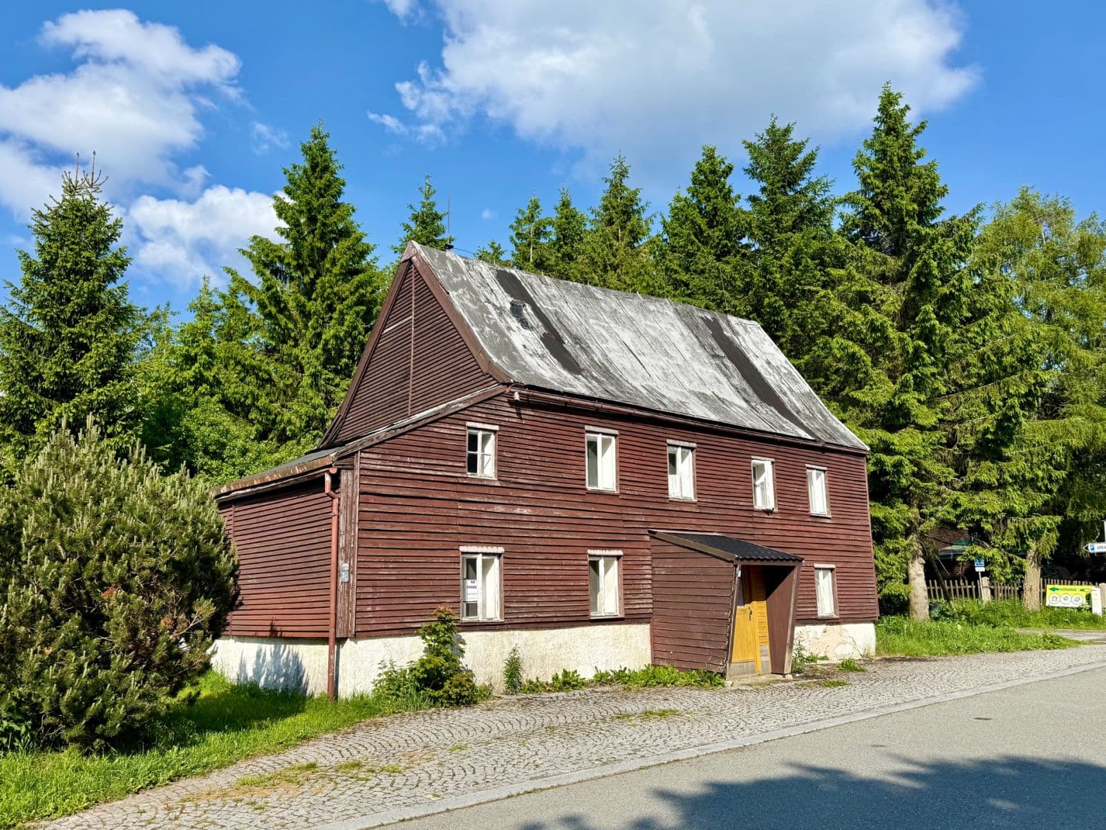 Prodej domu 189 m², pozemek 498 m², Boží Dar, Karlovarský kraj Prodej domu 189 m², pozemek 498 m², Boží Dar, Karlovarský kraj