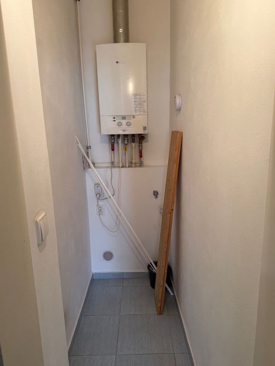 Pronájem bytu 2+1 92 m², Chodská, Praha, Praha Pronájem bytu 2+1 92 m², Chodská, Praha, Praha