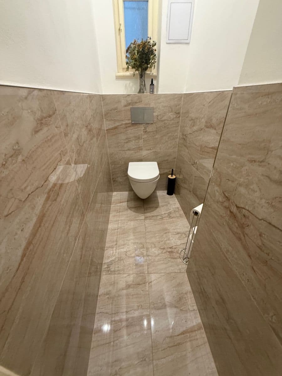 Pronájem bytu 2+1 92 m², Chodská, Praha, Praha Pronájem bytu 2+1 92 m², Chodská, Praha, Praha