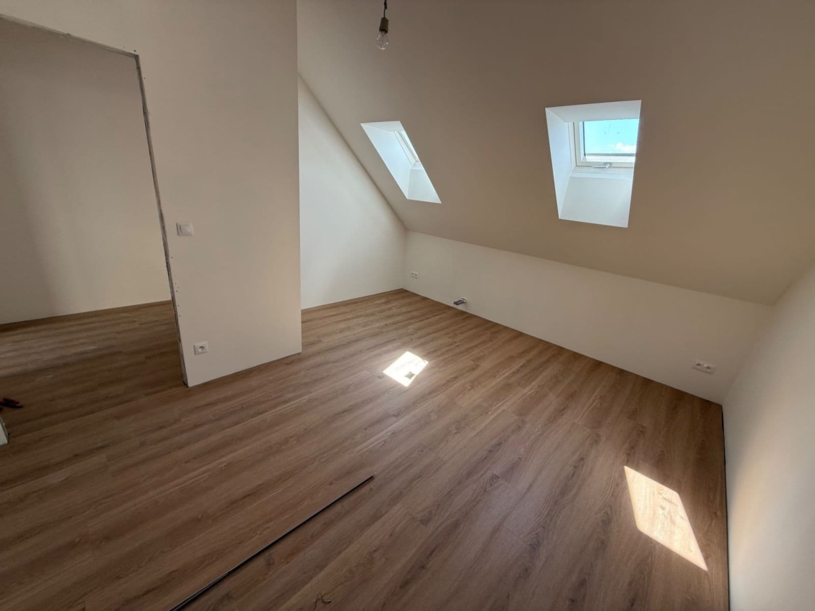 Pronájem bytu 2+kk 87 m², Chodská, Praha, Praha Pronájem bytu 2+kk 87 m², Chodská, Praha, Praha