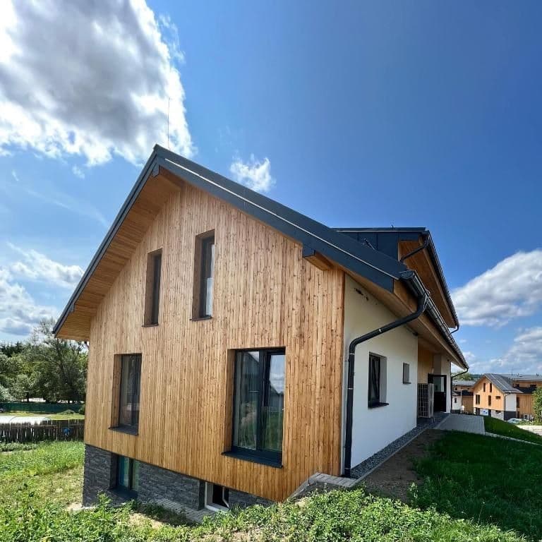 Prodej bytu 1+kk 19 m², Černá v Pošumaví, Jihočeský kraj Prodej bytu 1+kk 19 m², Černá v Pošumaví, Jihočeský kraj