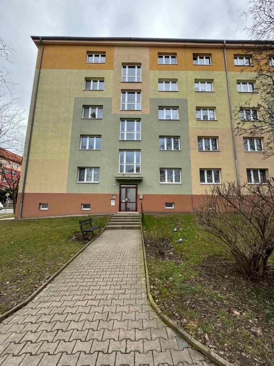 Pronájem bytu 1+1 40 m², Marie Pujmanové, Most, Ústecký kraj Pronájem bytu 1+1 40 m², Marie Pujmanové, Most, Ústecký kraj