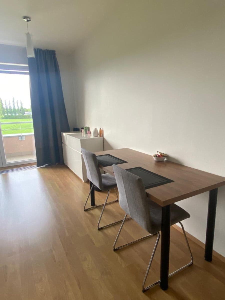 Pronájem bytu 1+kk 32 m², Kadečkové, Praha, Praha Pronájem bytu 1+kk 32 m², Kadečkové, Praha, Praha