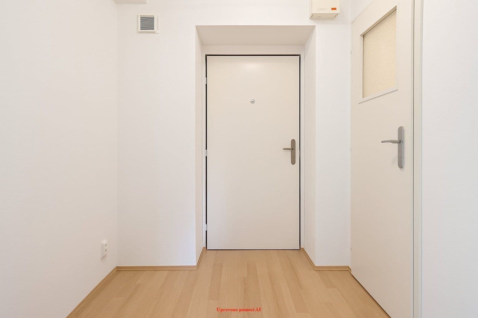 Pronájem bytu 1+1 27 m², Slovenského národního povstání, Havířov, Moravskoslezský kraj Pronájem bytu 1+1 27 m², Slovenského národního povstání, Havířov, Moravskoslezský kraj