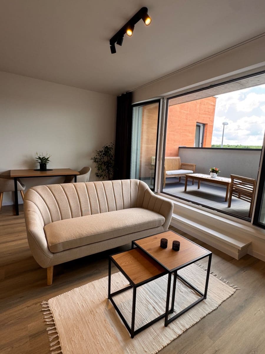 Pronájem bytu 1+kk 39 m², Hrabovská, Praha, Praha Pronájem bytu 1+kk 39 m², Hrabovská, Praha, Praha
