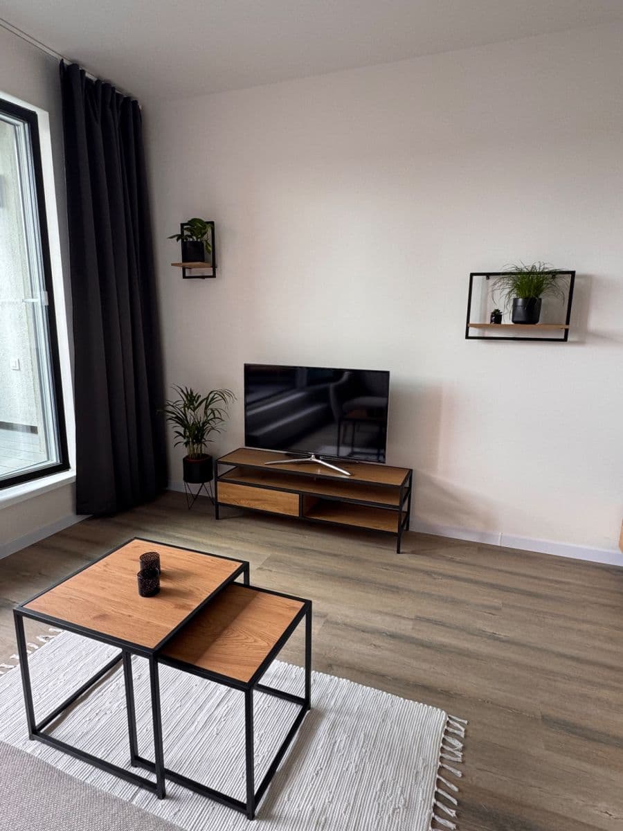 Pronájem bytu 1+kk 39 m², Hrabovská, Praha, Praha Pronájem bytu 1+kk 39 m², Hrabovská, Praha, Praha