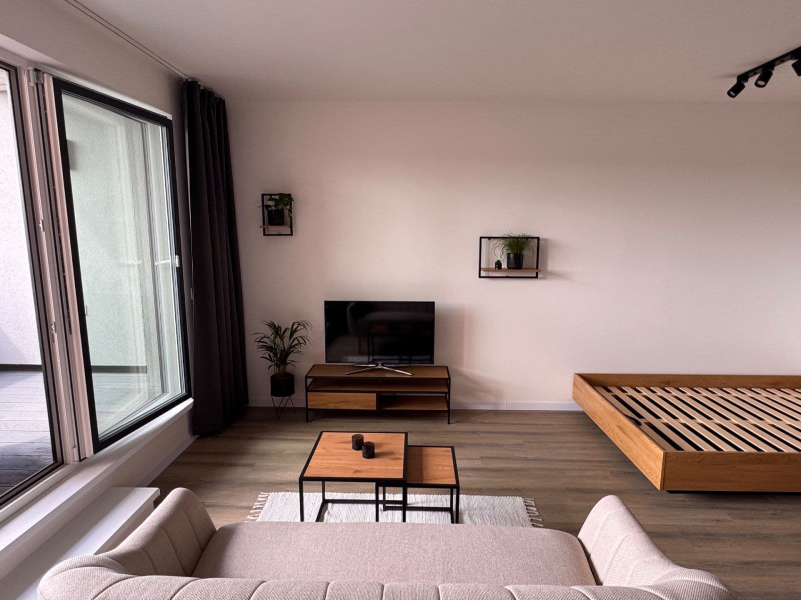 Pronájem bytu 1+kk 39 m², Hrabovská, Praha, Praha Pronájem bytu 1+kk 39 m², Hrabovská, Praha, Praha