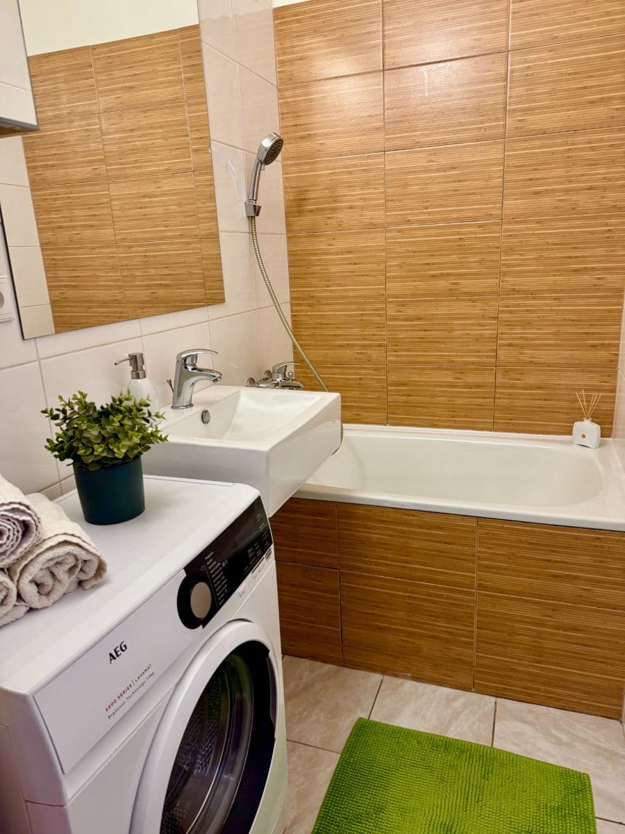 Prodej bytu 3+kk 77 m², Volutová, Praha, Praha Prodej bytu 3+kk 77 m², Volutová, Praha, Praha