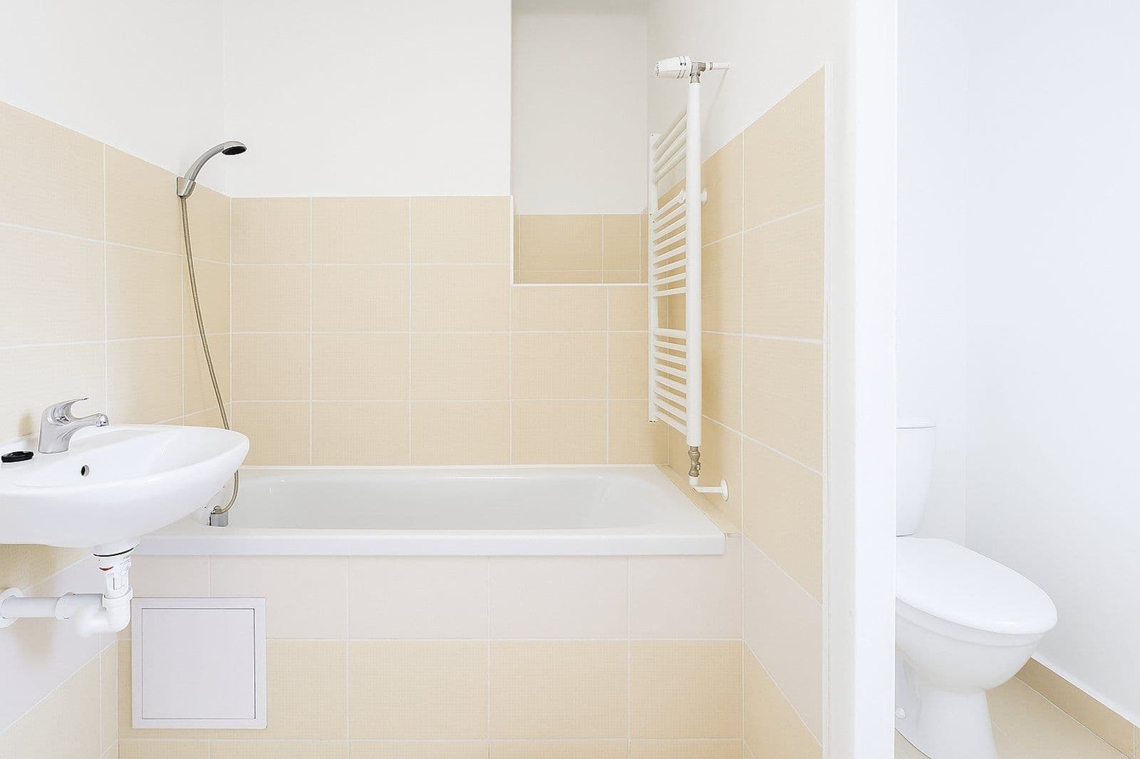 Pronájem bytu 3+1 70 m², Anglická, Havířov, Moravskoslezský kraj Pronájem bytu 3+1 70 m², Anglická, Havířov, Moravskoslezský kraj