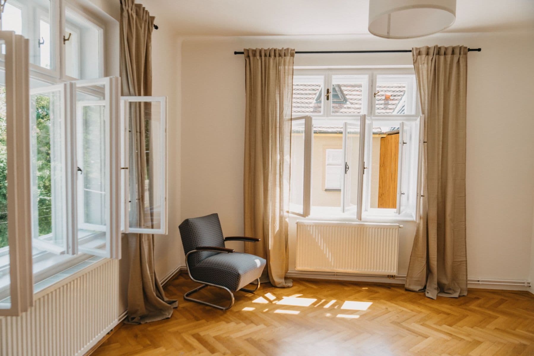 Pronájem bytu 3+1 90 m², Údolní, Brno, Jihomoravský kraj Pronájem bytu 3+1 90 m², Údolní, Brno, Jihomoravský kraj