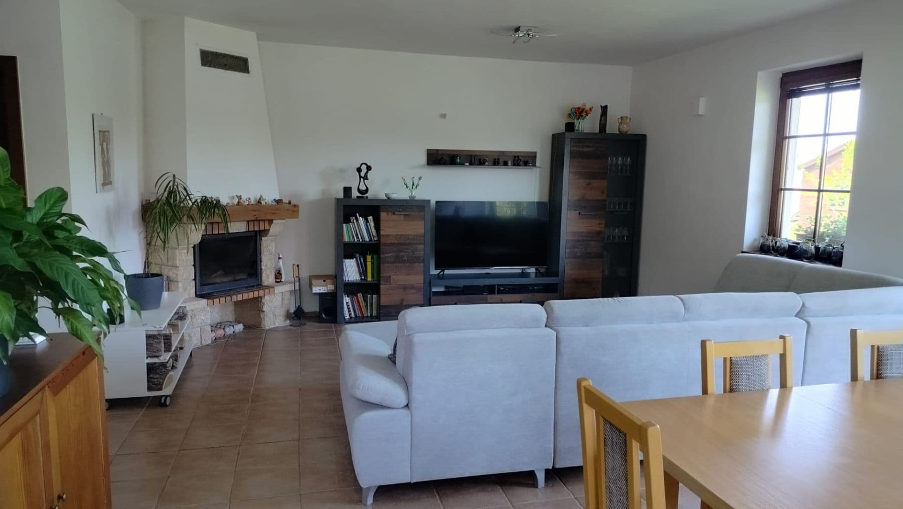 Prodej domu 180 m², pozemek 1.116 m², Roblín, Středočeský kraj Prodej domu 180 m², pozemek 1.116 m², Roblín, Středočeský kraj