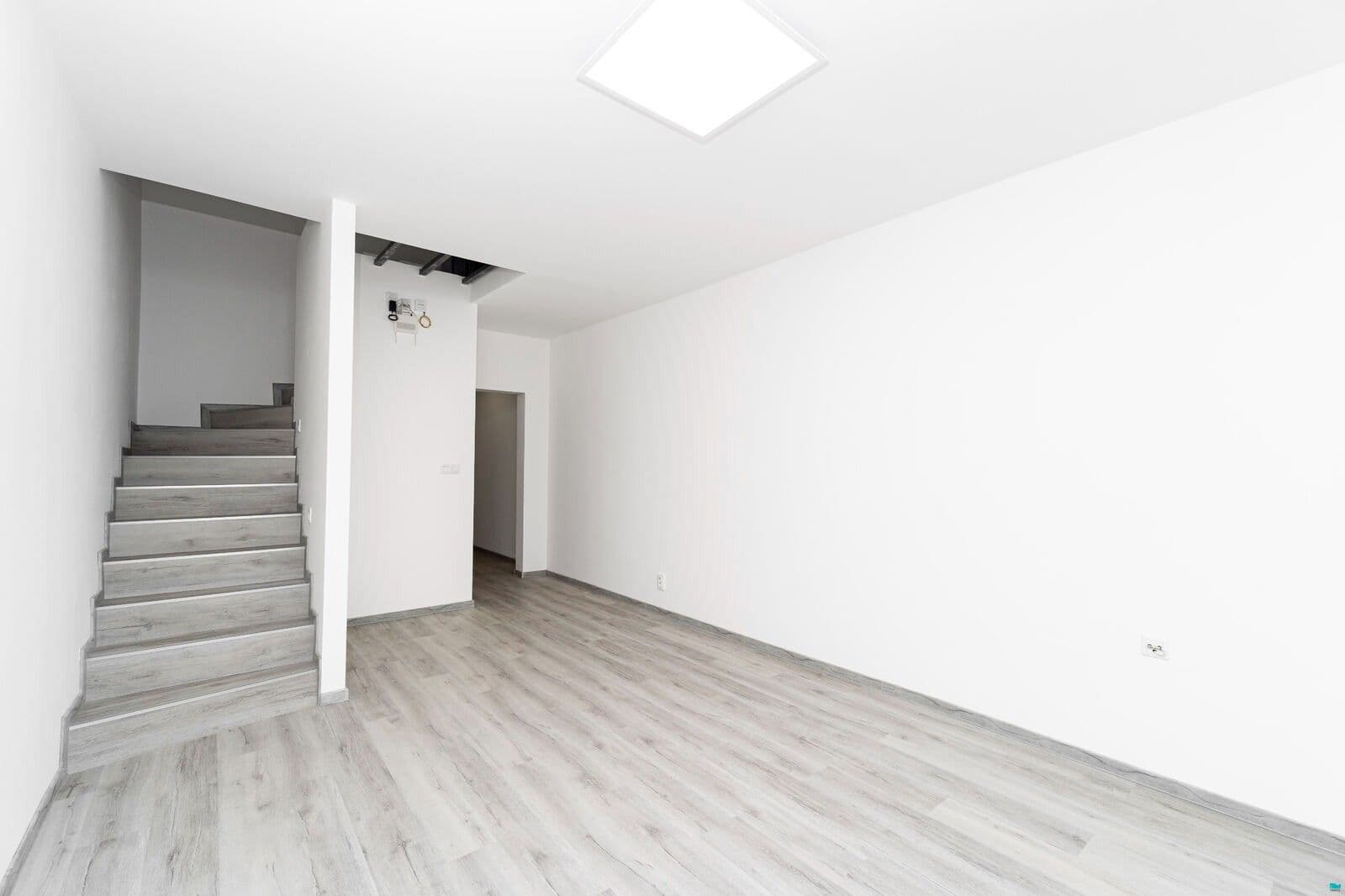 Pronájem bytu 3+1 73 m², náměstí Antonie Bejdové, Ostrava, Moravskoslezský kraj Pronájem bytu 3+1 73 m², náměstí Antonie Bejdové, Ostrava, Moravskoslezský kraj