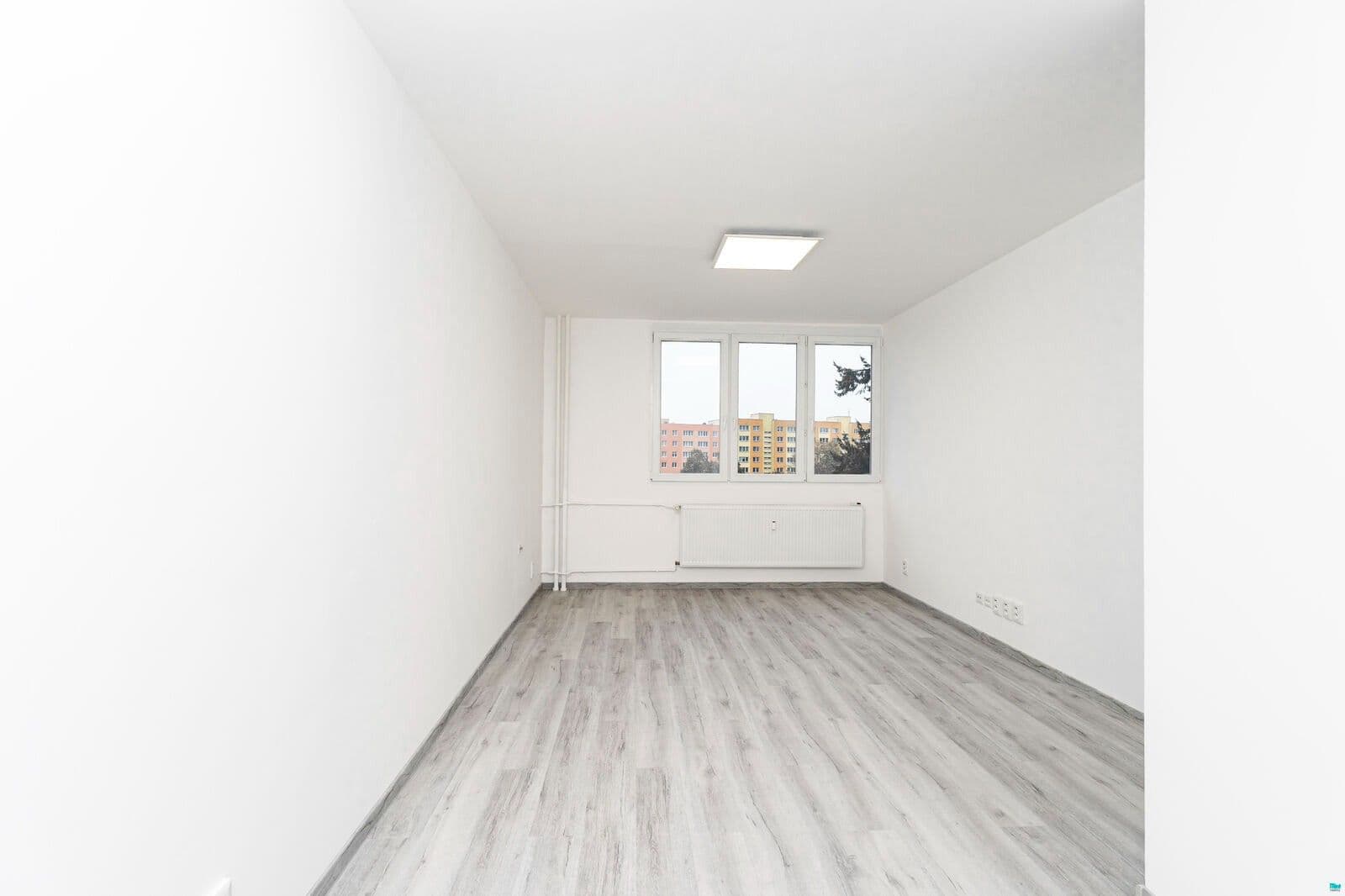 Pronájem bytu 3+1 73 m², náměstí Antonie Bejdové, Ostrava, Moravskoslezský kraj Pronájem bytu 3+1 73 m², náměstí Antonie Bejdové, Ostrava, Moravskoslezský kraj