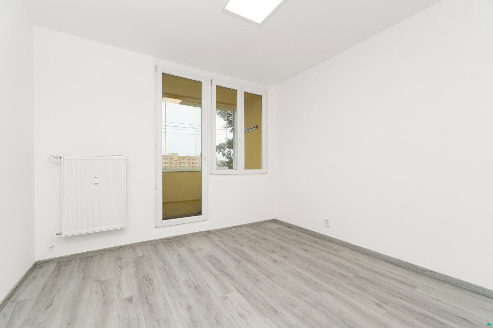Pronájem bytu 3+1 73 m², náměstí Antonie Bejdové, Ostrava, Moravskoslezský kraj Pronájem bytu 3+1 73 m², náměstí Antonie Bejdové, Ostrava, Moravskoslezský kraj