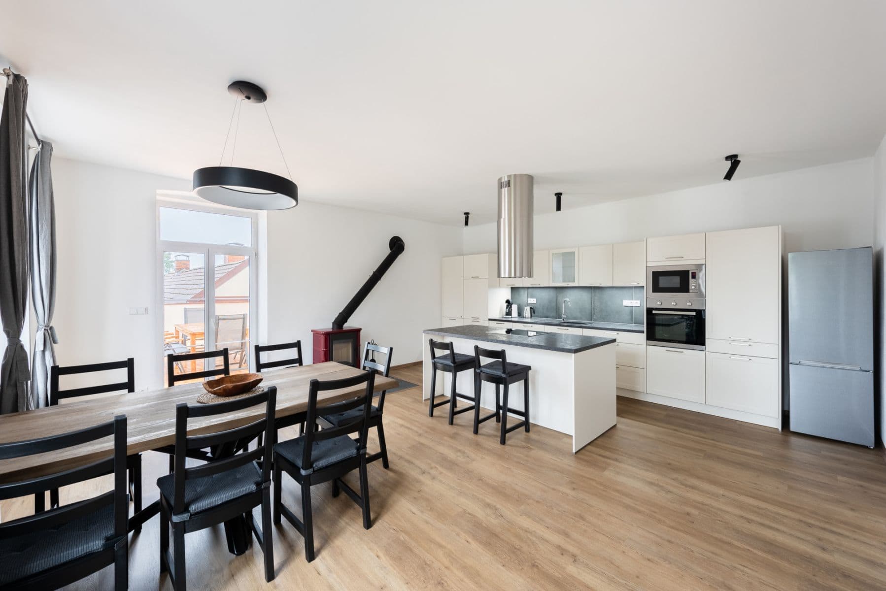 Pronájem bytu 110 m², Vacov, Vacov, Jihočeský kraj Pronájem bytu 110 m², Vacov, Vacov, Jihočeský kraj