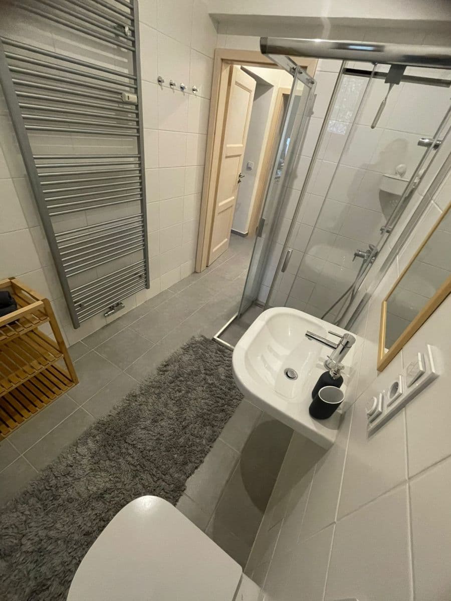 Pronájem bytu 62 m², Horní Rokytnice, Rokytnice nad Jizerou, Liberecký kraj Pronájem bytu 62 m², Horní Rokytnice, Rokytnice nad Jizerou, Liberecký kraj