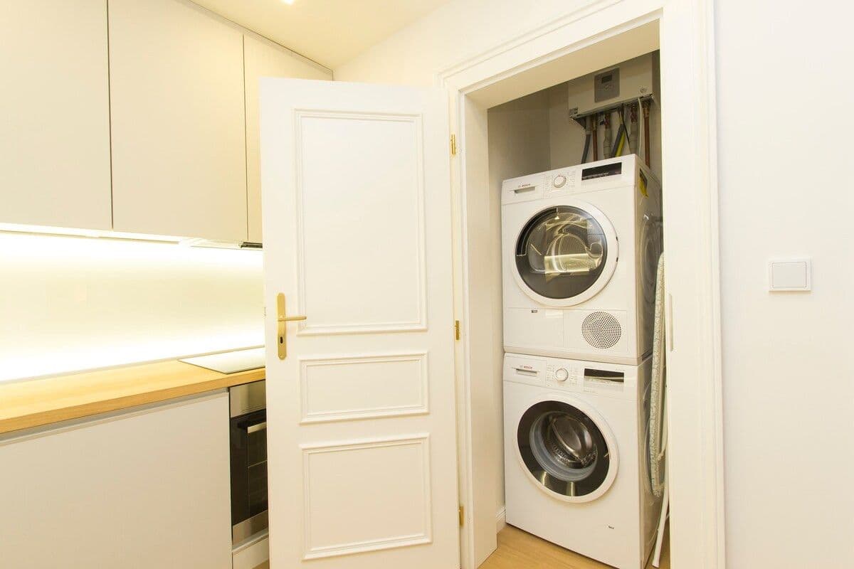 Pronájem bytu 50 m², Nitranská, Praha, Praha Pronájem bytu 50 m², Nitranská, Praha, Praha