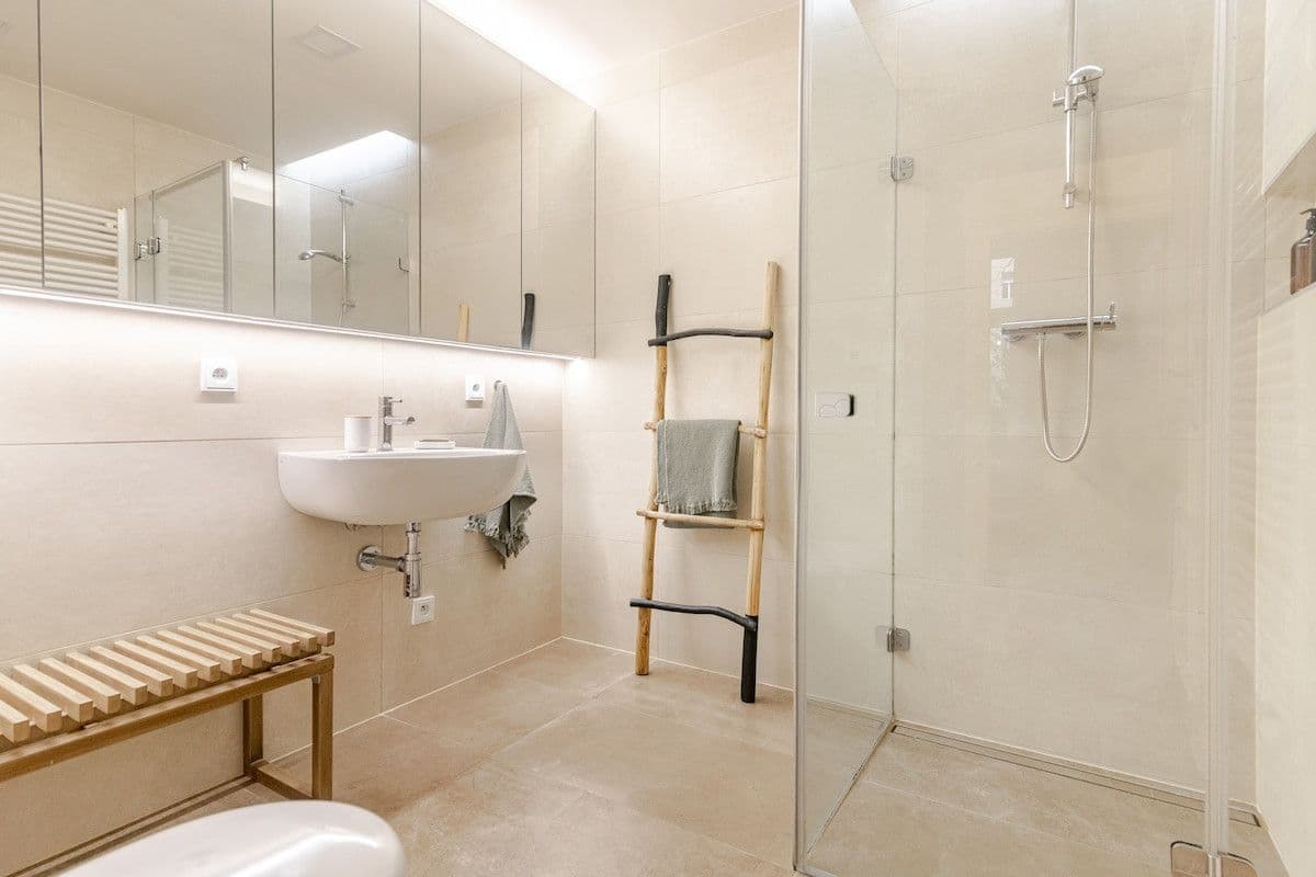 Pronájem bytu 50 m², Nitranská, Praha, Praha Pronájem bytu 50 m², Nitranská, Praha, Praha