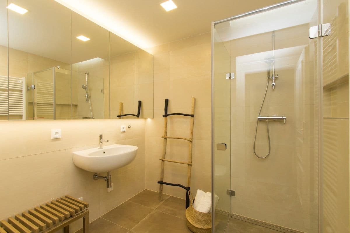 Pronájem bytu 50 m², Nitranská, Praha, Praha Pronájem bytu 50 m², Nitranská, Praha, Praha