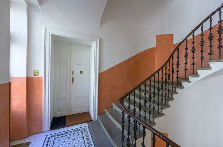Pronájem bytu 100 m², Revoluční, Praha, Praha Pronájem bytu 100 m², Revoluční, Praha, Praha