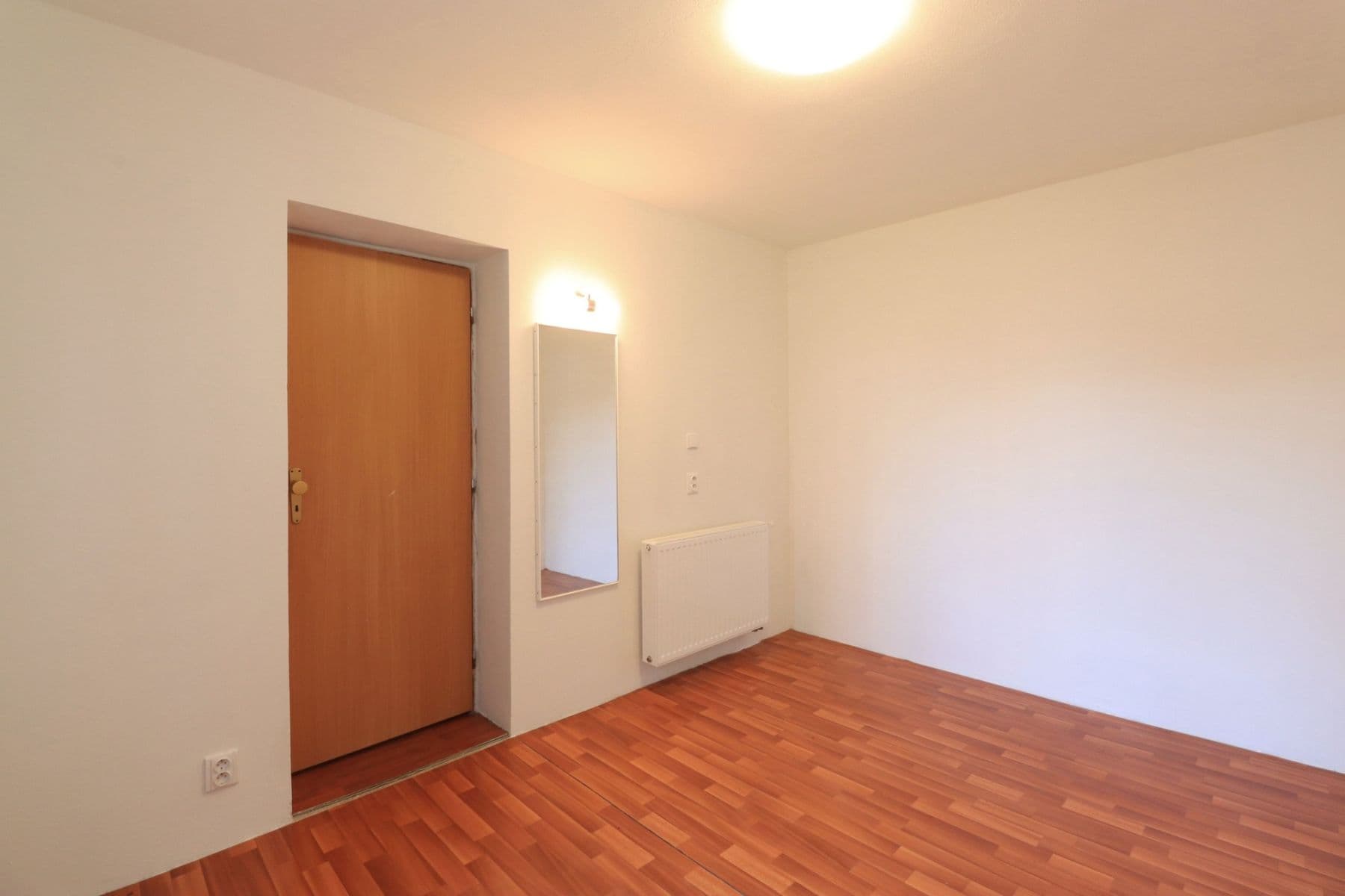 Pronájem domu 140 m², pozemek 335 m², V padolině, Praha, Praha Pronájem domu 140 m², pozemek 335 m², V padolině, Praha, Praha