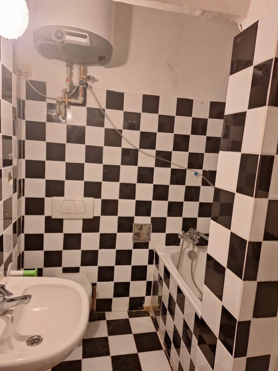 Pronájem bytu 1+1 45 m², Na Březince, Praha, Praha Pronájem bytu 1+1 45 m², Na Březince, Praha, Praha