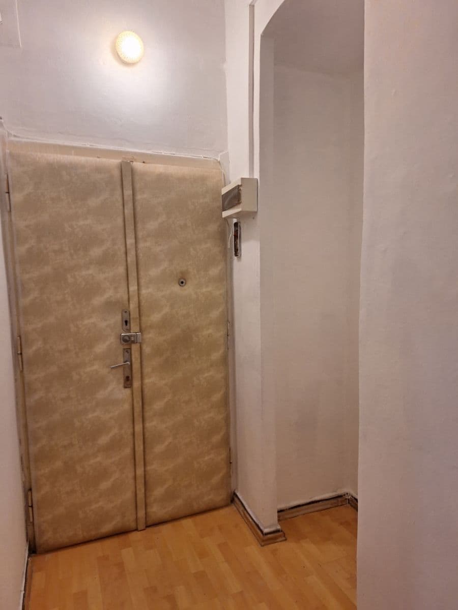 Pronájem bytu 1+1 45 m², Na Březince, Praha, Praha Pronájem bytu 1+1 45 m², Na Březince, Praha, Praha