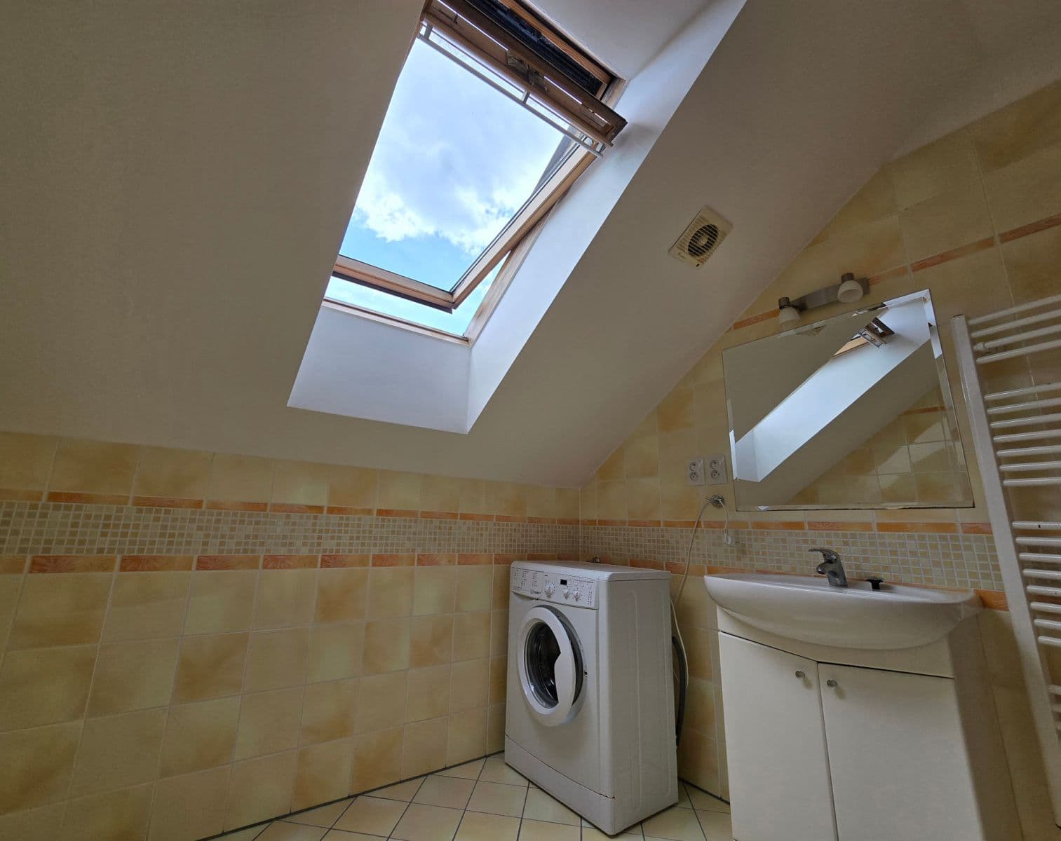 Prodej bytu 3+kk 93 m², Dražická, Benátky nad Jizerou, Středočeský kraj Prodej bytu 3+kk 93 m², Dražická, Benátky nad Jizerou, Středočeský kraj