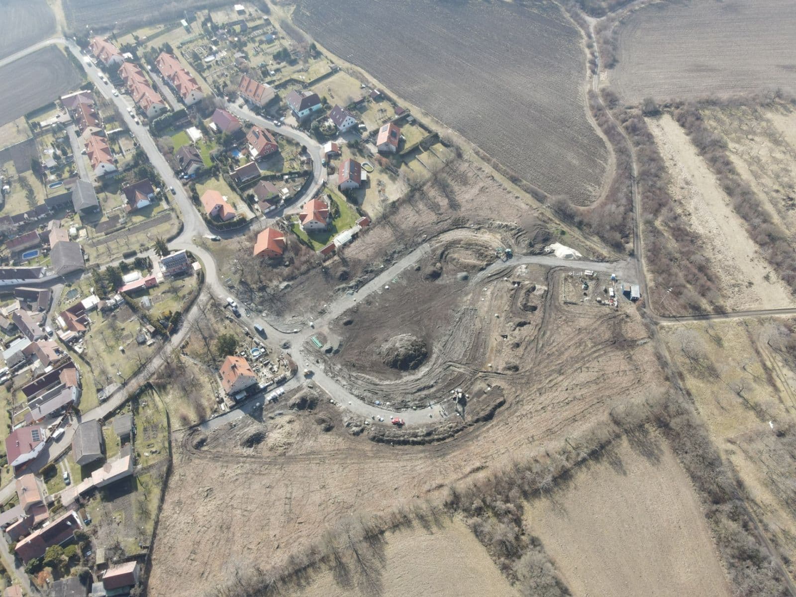 Prodej pozemku 1.000 m², Jenčice, Ústecký kraj Prodej pozemku 1.000 m², Jenčice, Ústecký kraj