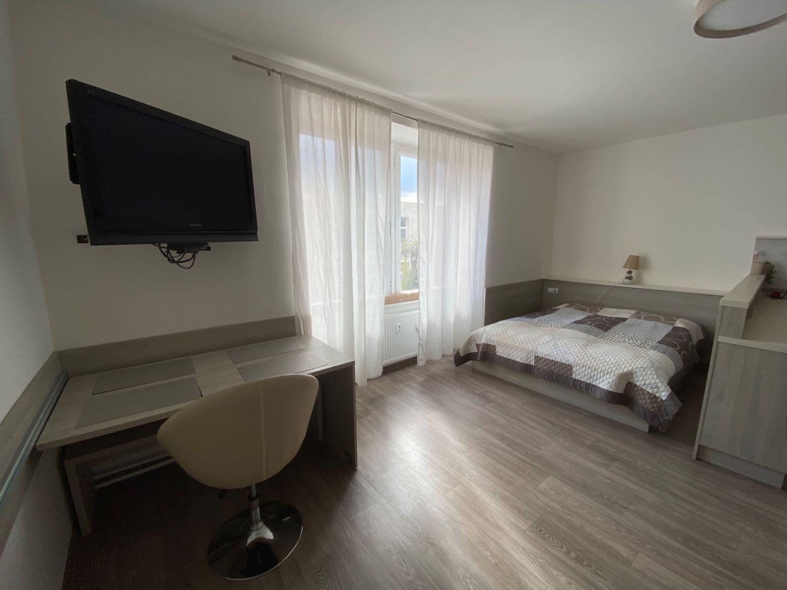 Pronájem bytu 1+kk 42 m², Hasskova, Třebíč, Kraj Vysočina Pronájem bytu 1+kk 42 m², Hasskova, Třebíč, Kraj Vysočina