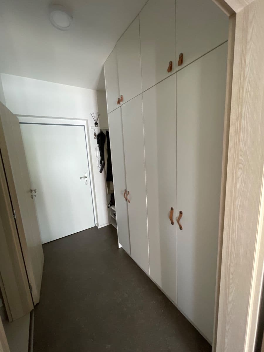 Pronájem bytu 1+kk 34 m², Eduarda Hamburgera, Olomouc, Olomoucký kraj Pronájem bytu 1+kk 34 m², Eduarda Hamburgera, Olomouc, Olomoucký kraj